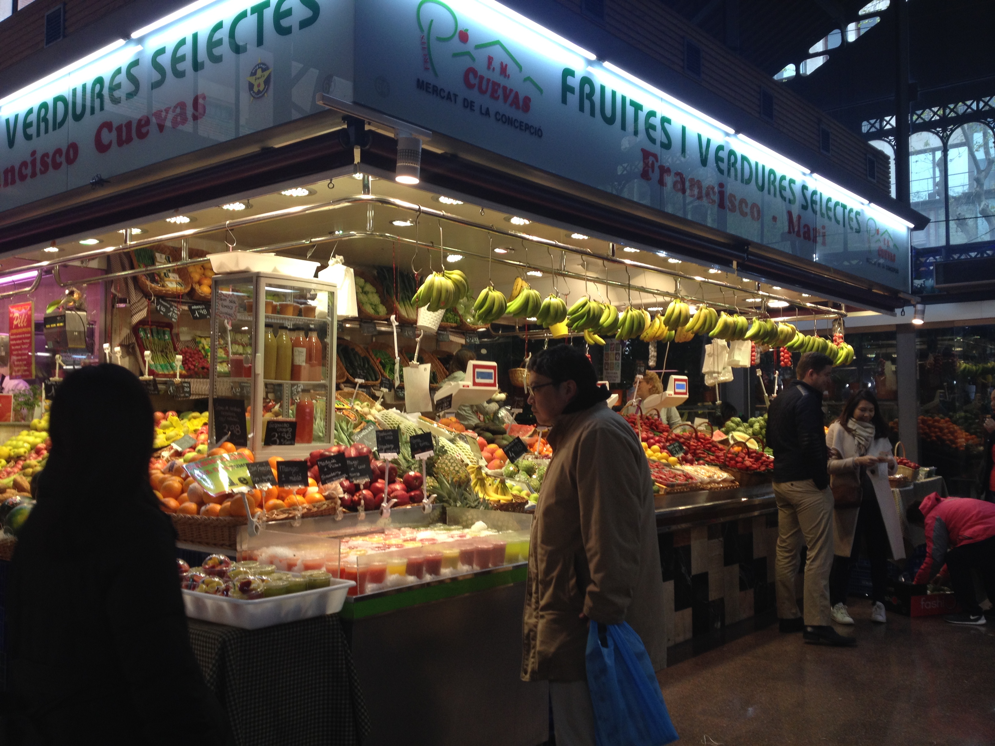 バルセロナの市場風景2